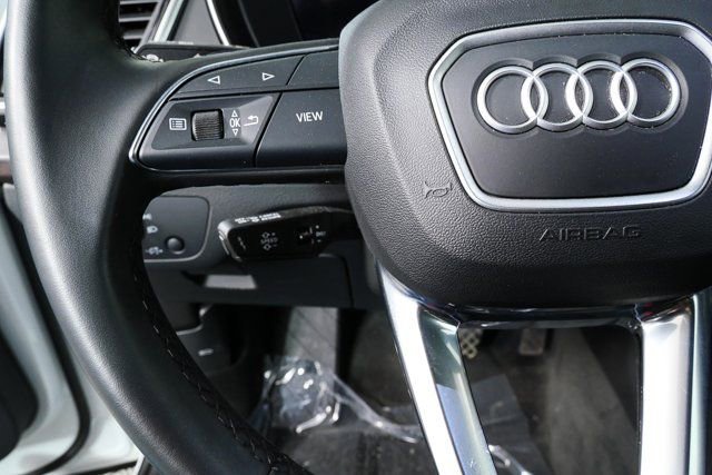 Used 2023 Audi Q5 e Premium Plus w/ Premium Plus Package image 10