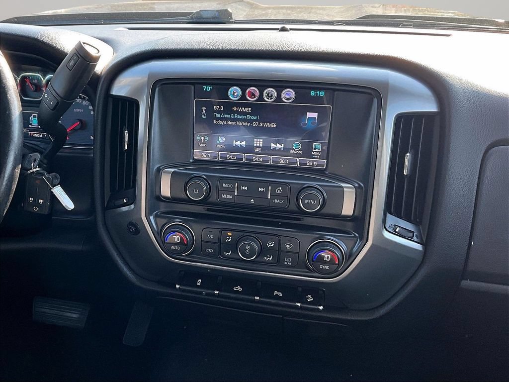 Used 2016 Chevrolet Silverado 2500 LT w/ Midnight Edition AWD/4WD image 7
