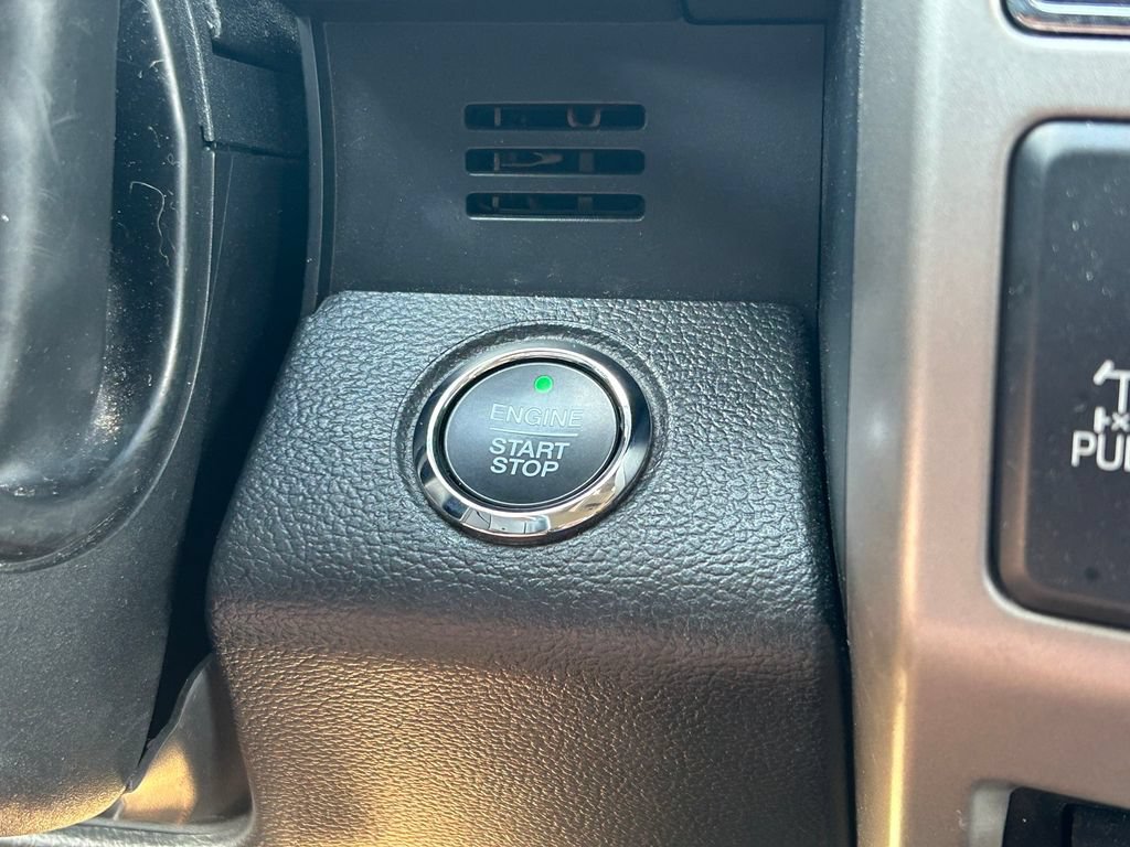 Used 2021 Ford F250 Lariat w/ Tremor Off-Road Package AWD/4WD image 27