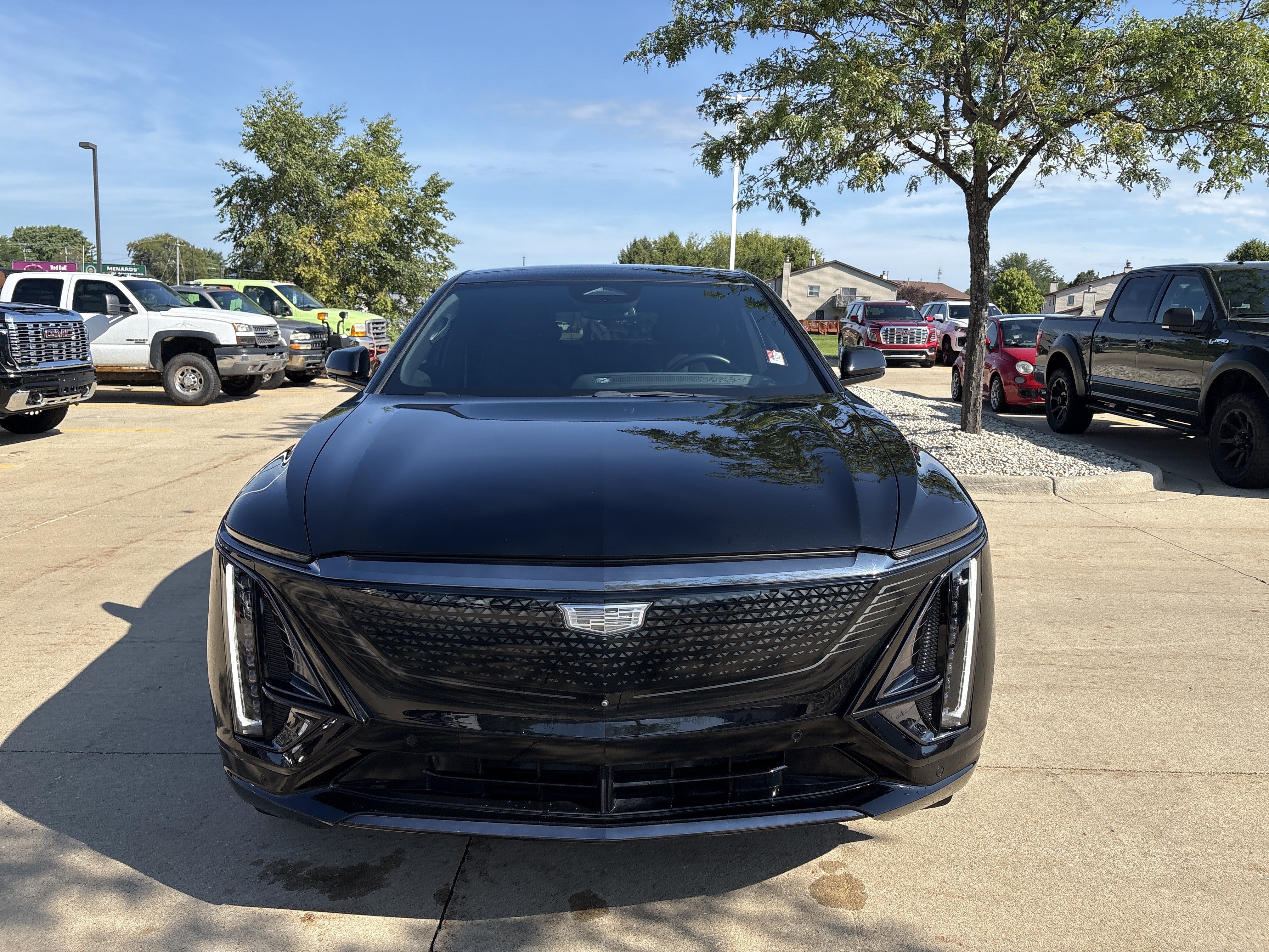 Used 2024 Cadillac Lyriq Sport w/ LPO, Floor Liner Package AWD/4WD image 8