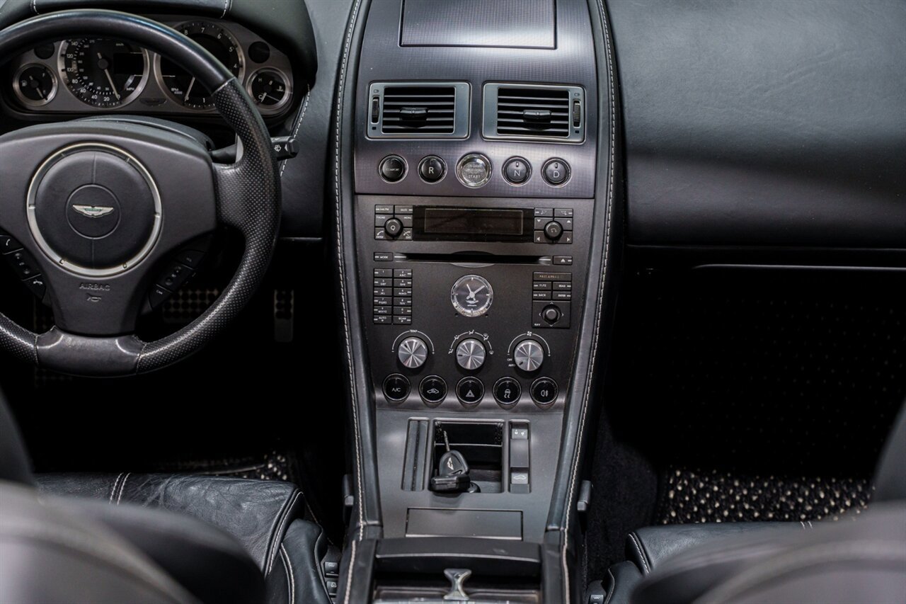 Used 2008 Aston Martin V8 Vantage Roadster RWD image 15