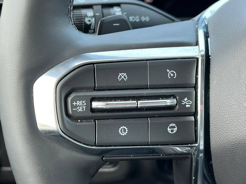 New 2025 GMC Yukon XL Denali w/ Denali Reserve Package AWD/4WD image 25