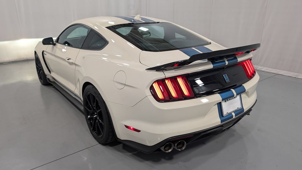 Used 2020 Ford Mustang Shelby GT350 w/ Technology Package RWD image 7