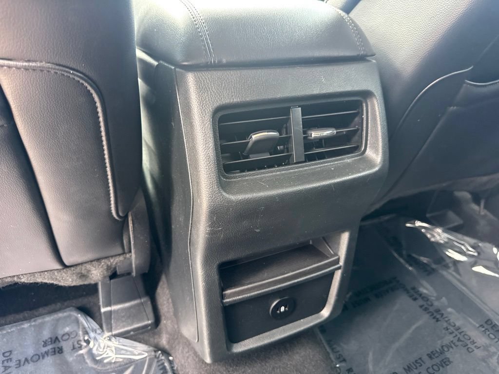 Used 2024 Ford Edge SEL AWD/4WD image 21