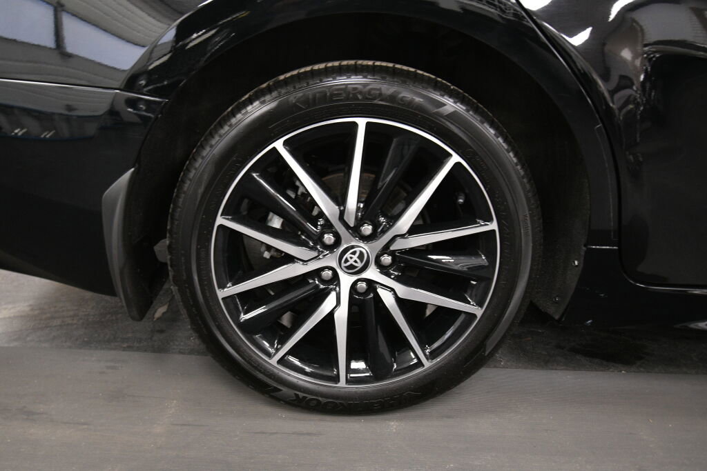 Certified 2023 Toyota Camry SE image 37