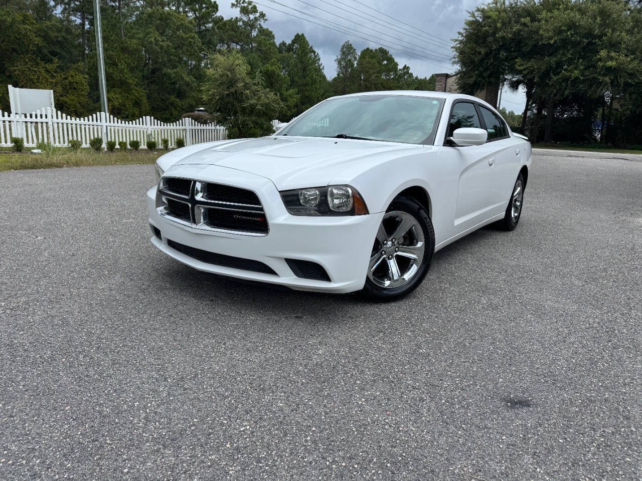 Used 2014 Dodge Charger SE w/ Sport Appearance Group RWD image 31