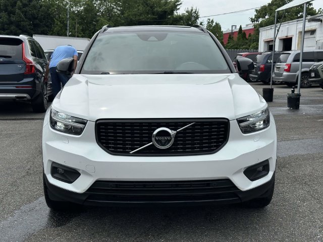 Used 2019 Volvo XC40 T5 R-Design AWD/4WD image 9