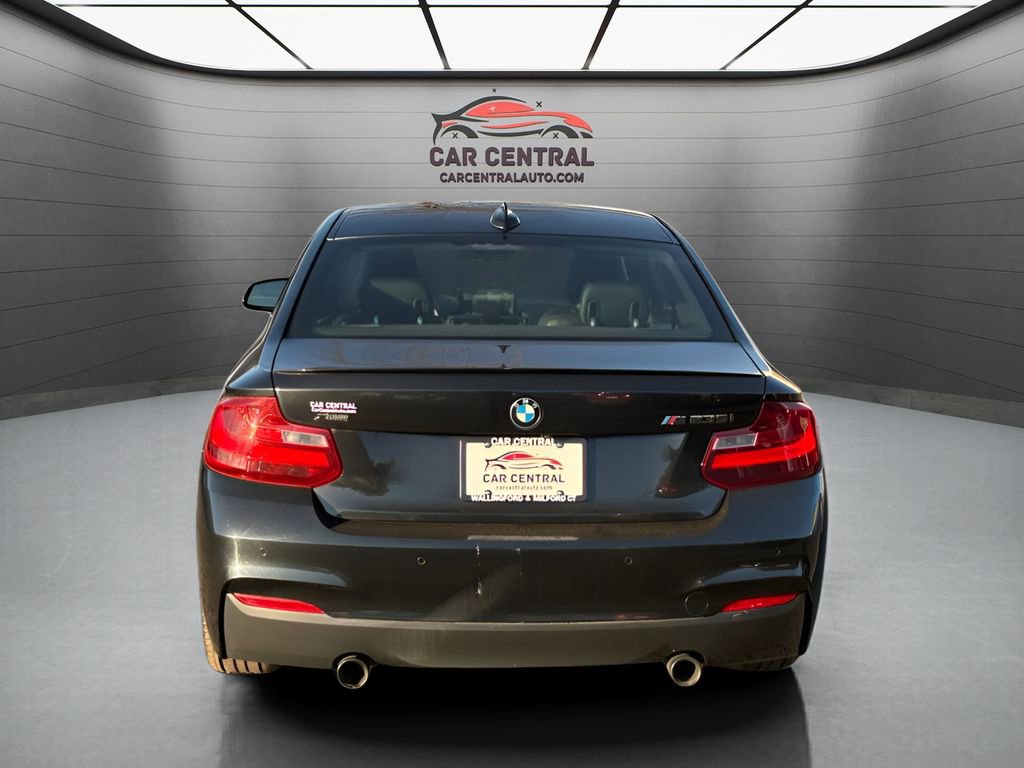 Used 2016 BMW M235i xDrive Coupe image 4