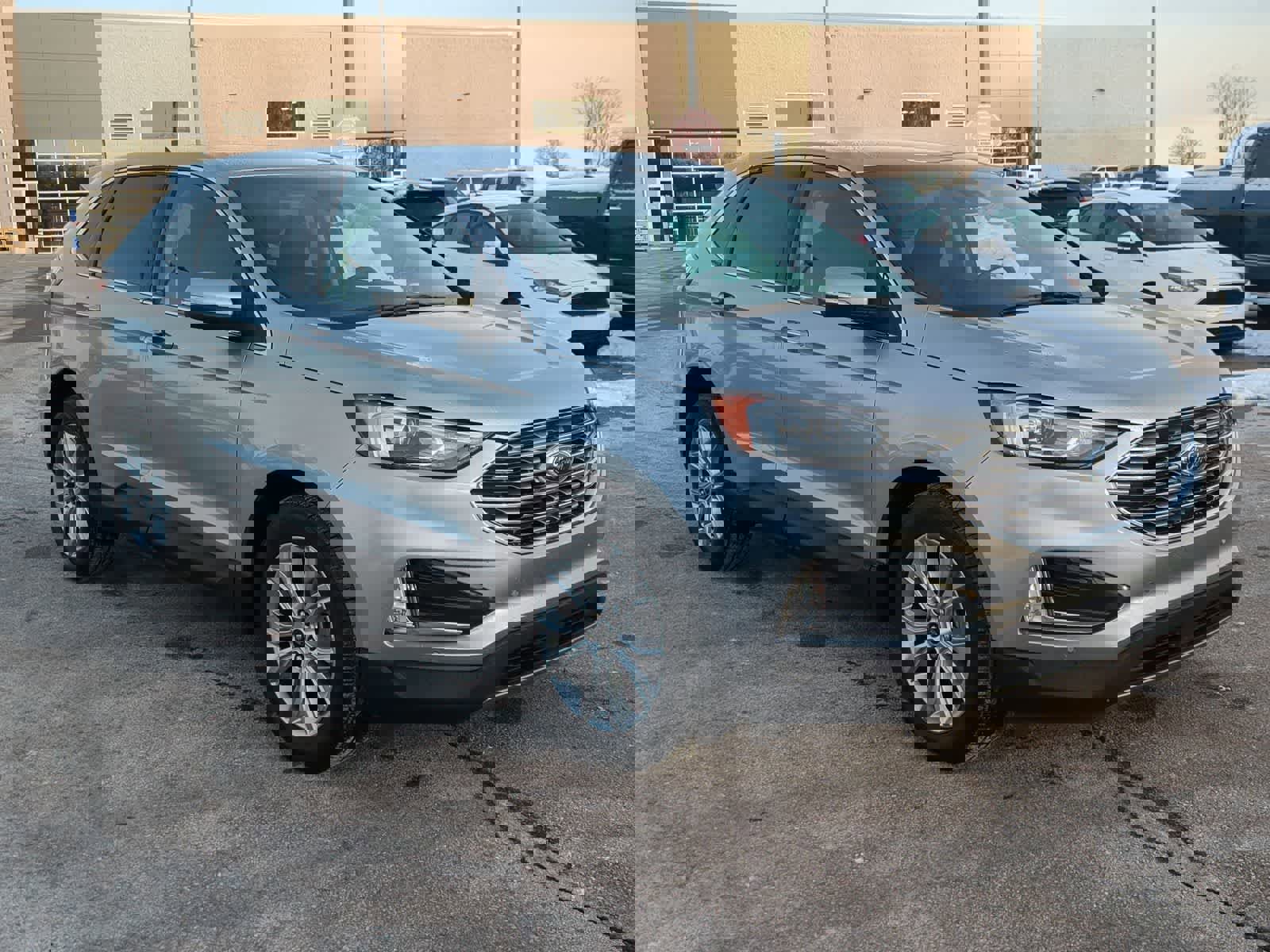 Used 2024 Ford Edge Titanium image 2