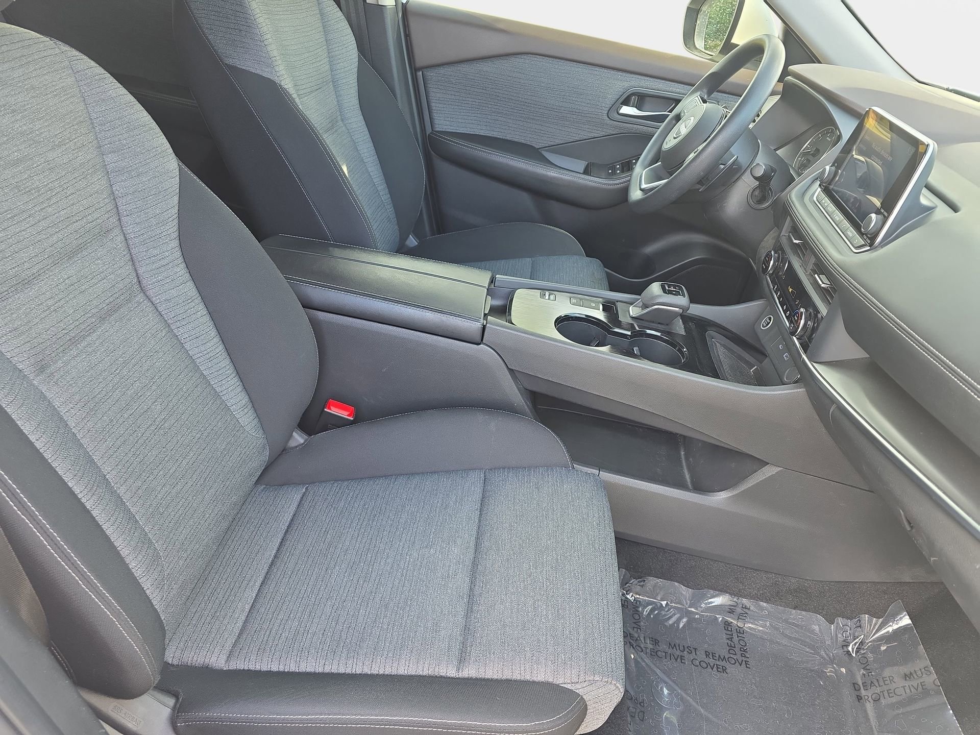 Used 2023 Nissan Rogue SV FWD image 10