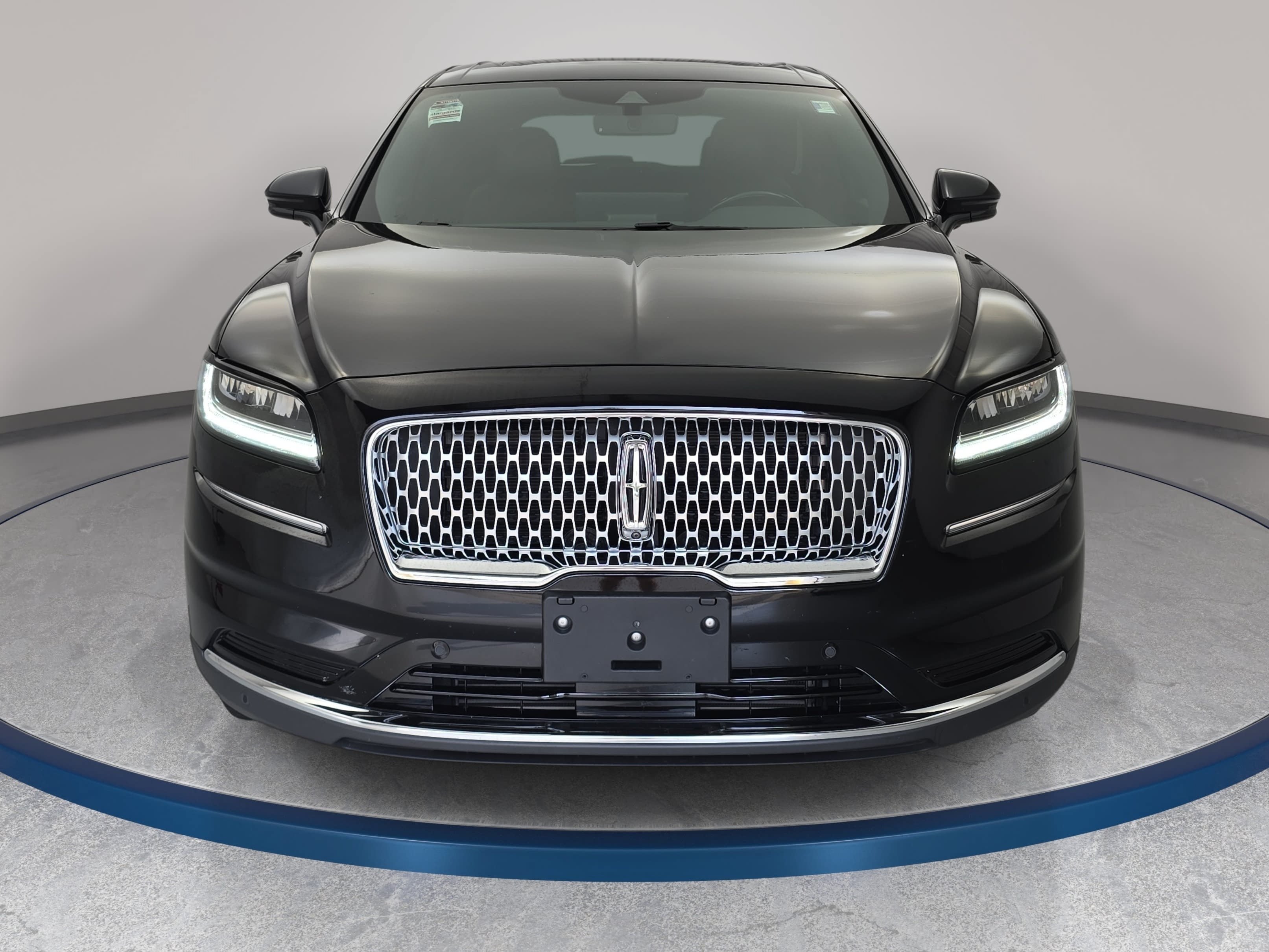 Used 2023 Lincoln Nautilus Reserve FWD image 2