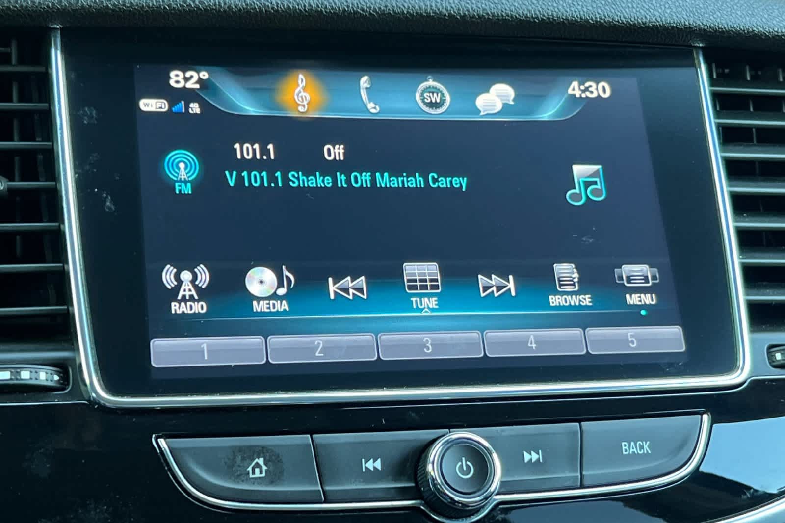 Used 2019 Buick Encore Preferred w/ Safety Package AWD/4WD image 19