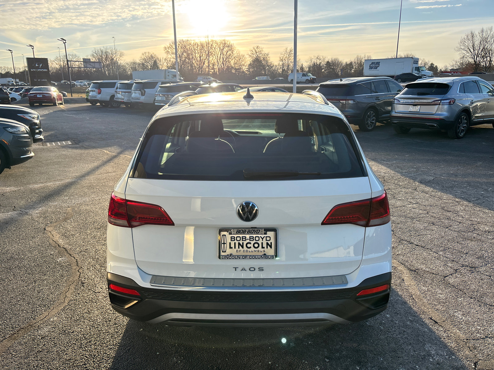 Used 2023 Volkswagen Taos S image 6