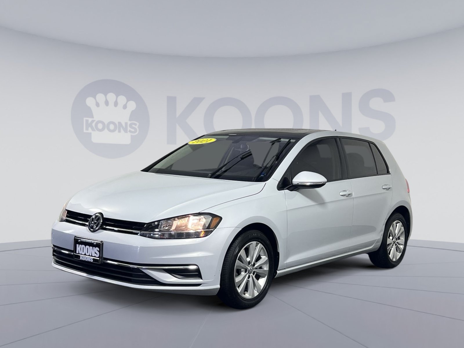 Used 2021 Volkswagen Golf 4-Door FWD image 5