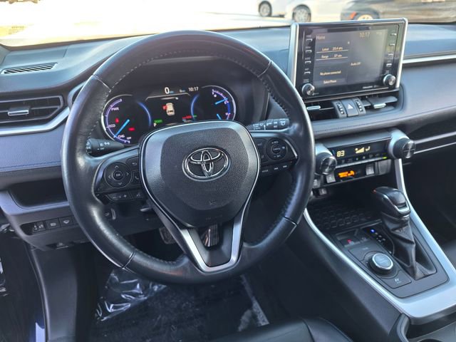 Used 2020 Toyota RAV4 XSE w/ XSE Grade Weather Package image 19