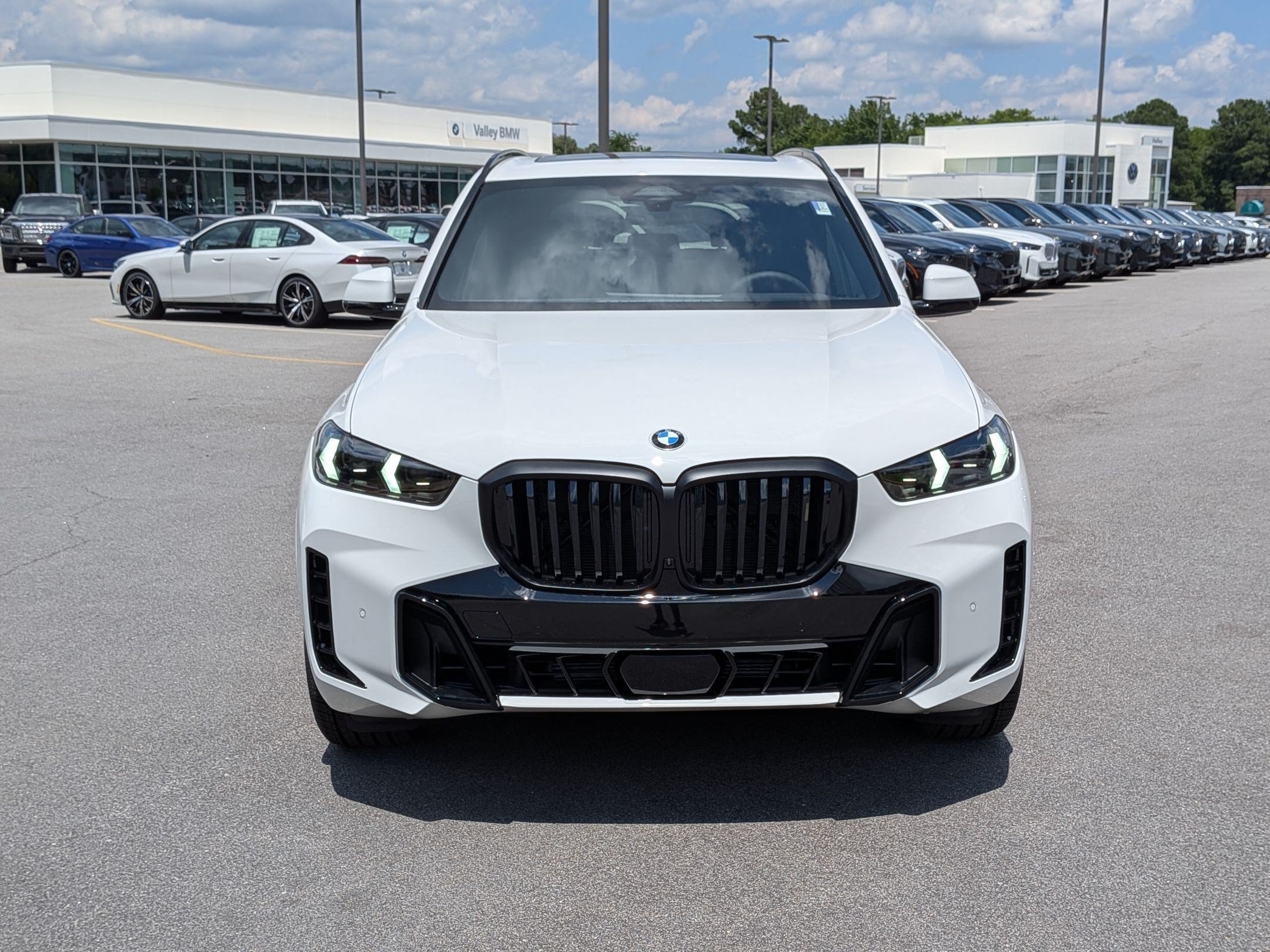 New 2026 BMW X5 sDrive40i w/ M Sport Package RWD image 8