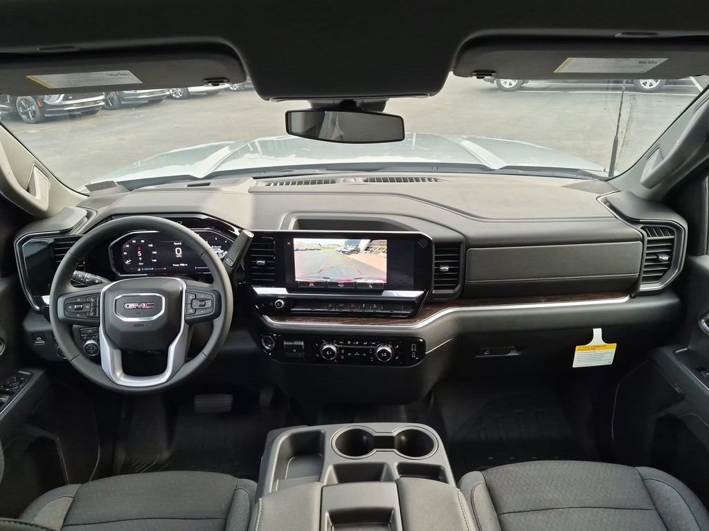 New 2026 GMC Sierra 2500 SLE w/ SLE Value Package; AWD/4WD image 9