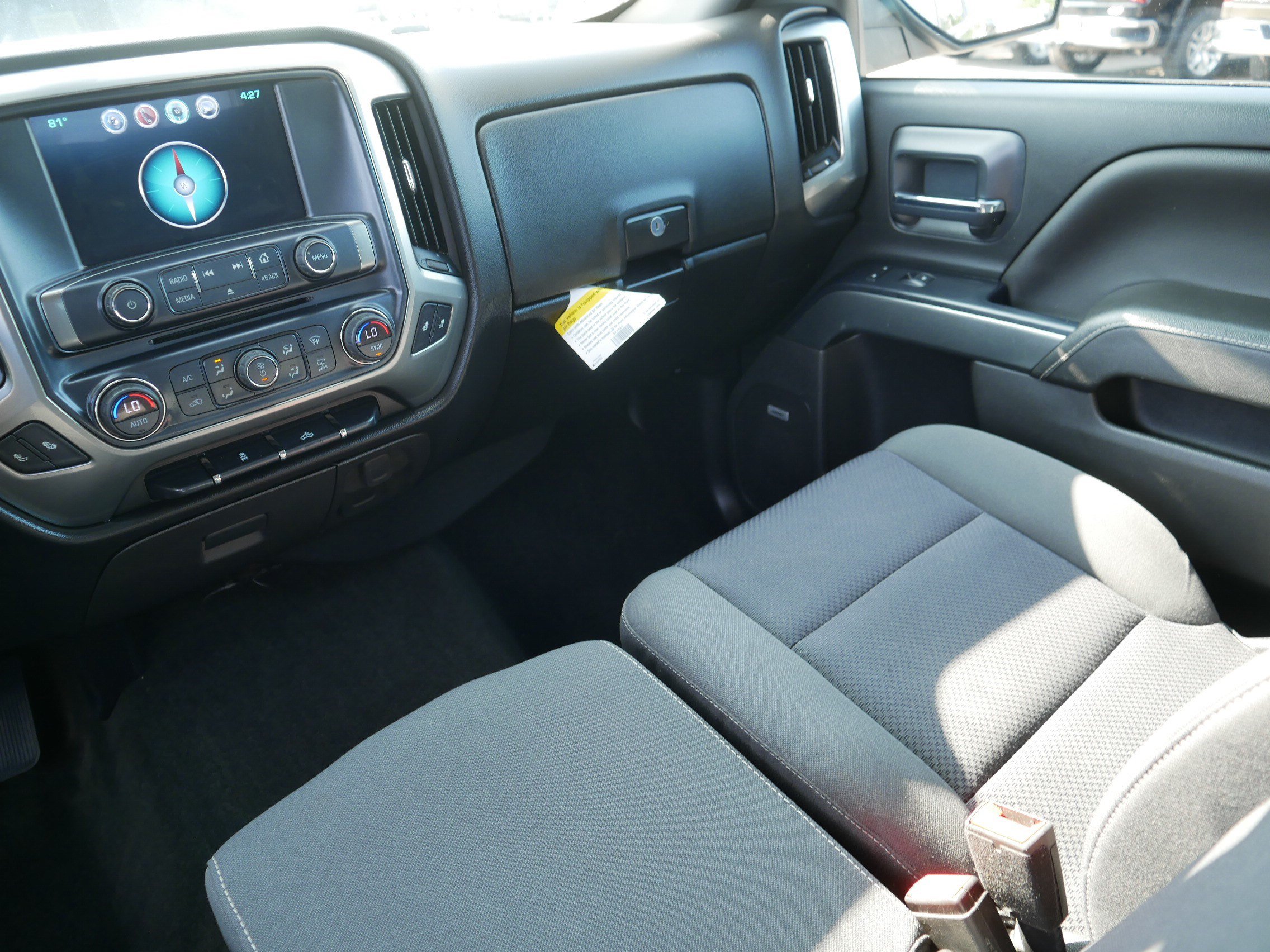Used 2018 Chevrolet Silverado 1500 LT w/ All Star Edition AWD/4WD image 11