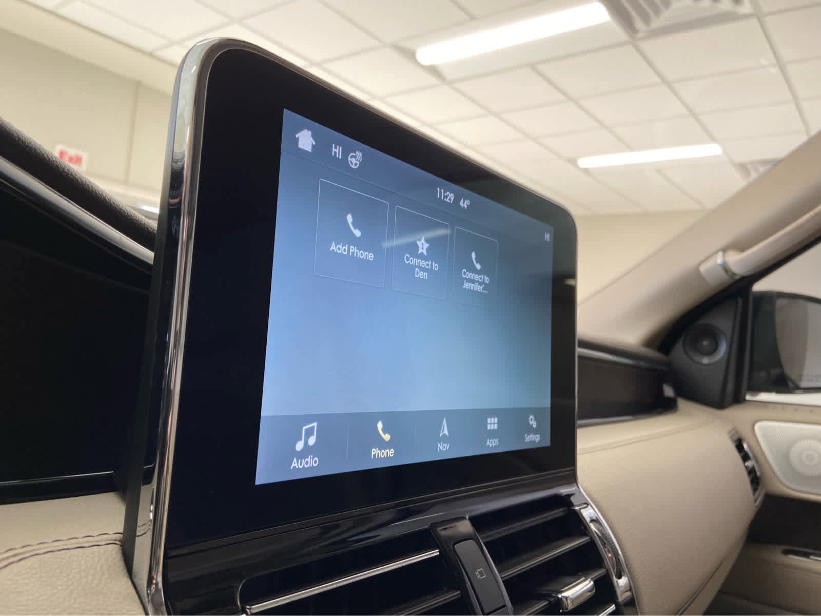Used 2019 Lincoln Navigator Reserve image 28
