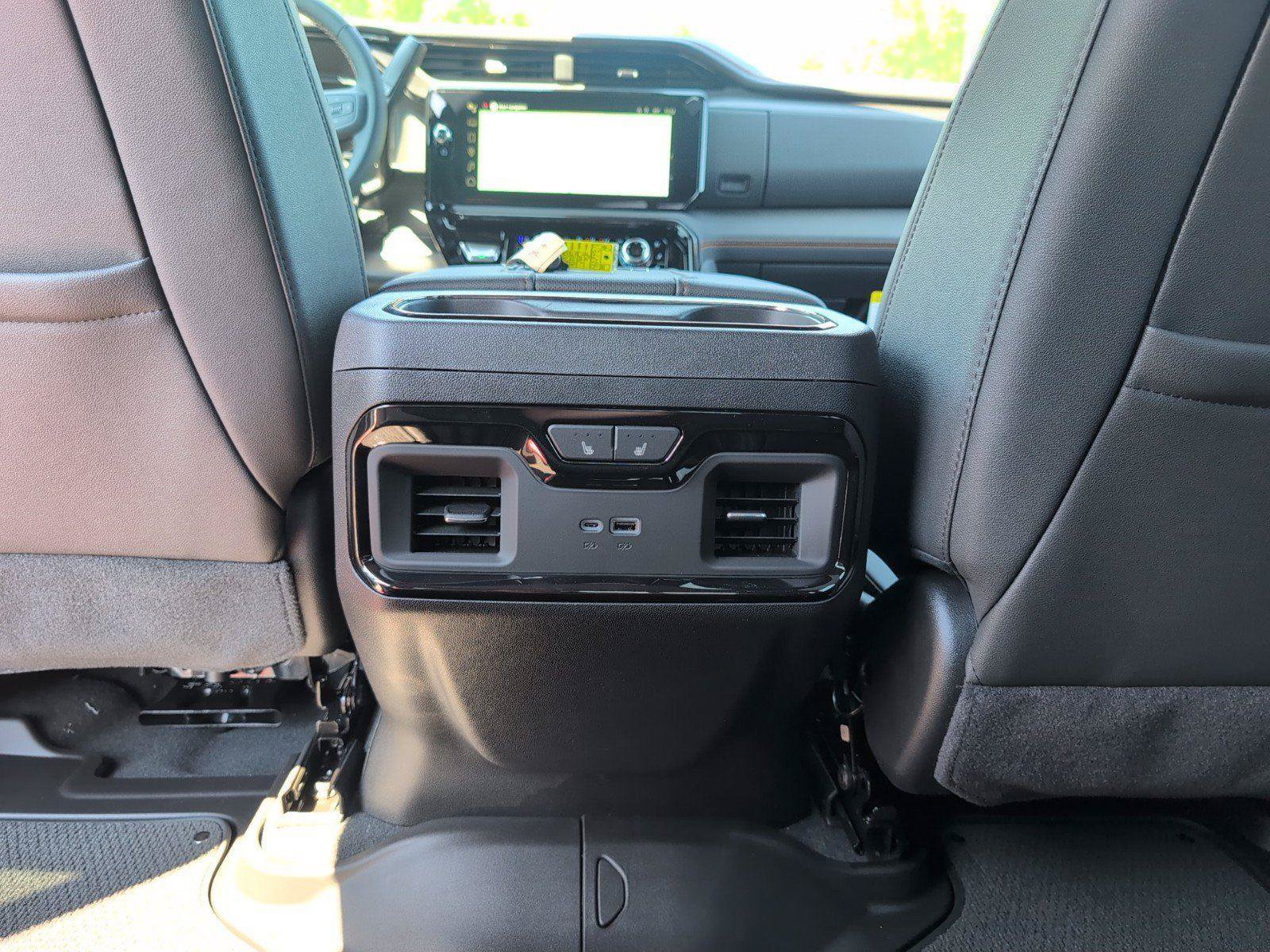 New 2026 GMC Sierra 2500 AT4 w/ AT4 Premium Plus Package AWD/4WD image 34