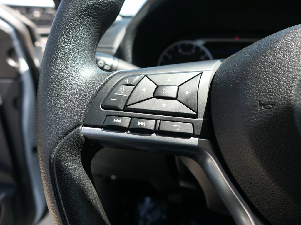 Used 2024 Nissan Sentra SV FWD image 13