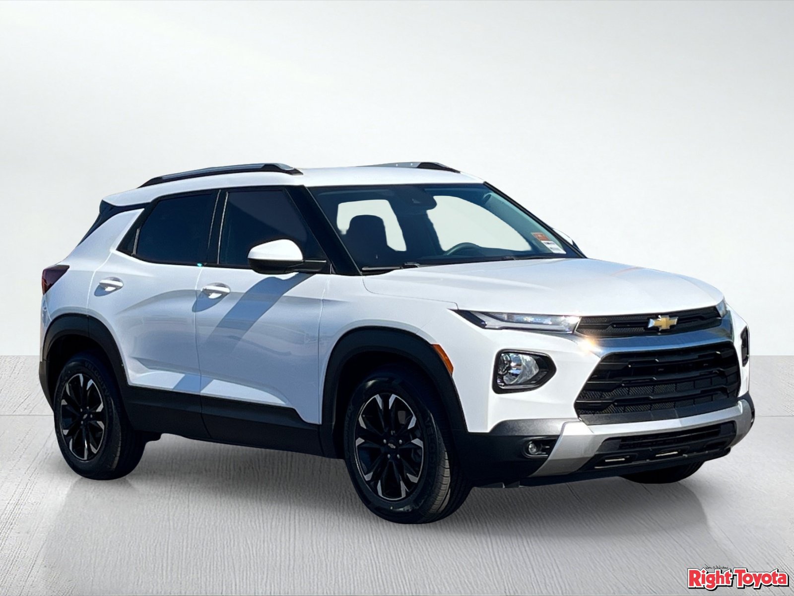 Used 2022 Chevrolet TrailBlazer LT w/ Convenience Package FWD image 8
