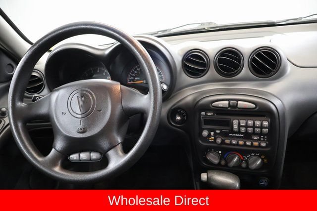 Used 2003 Pontiac Grand Am SE FWD image 12