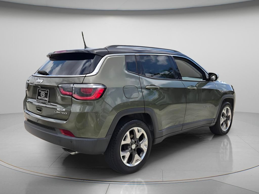 Used 2018 Jeep Compass Limited w/ Navigation Group FWD image 6