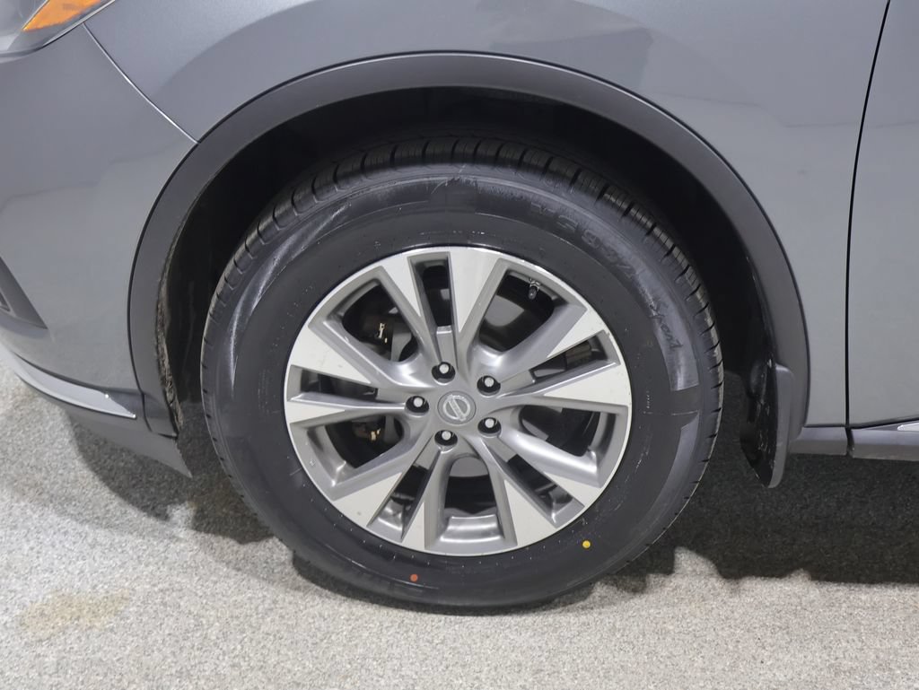Used 2018 Nissan Murano SV AWD/4WD image 8