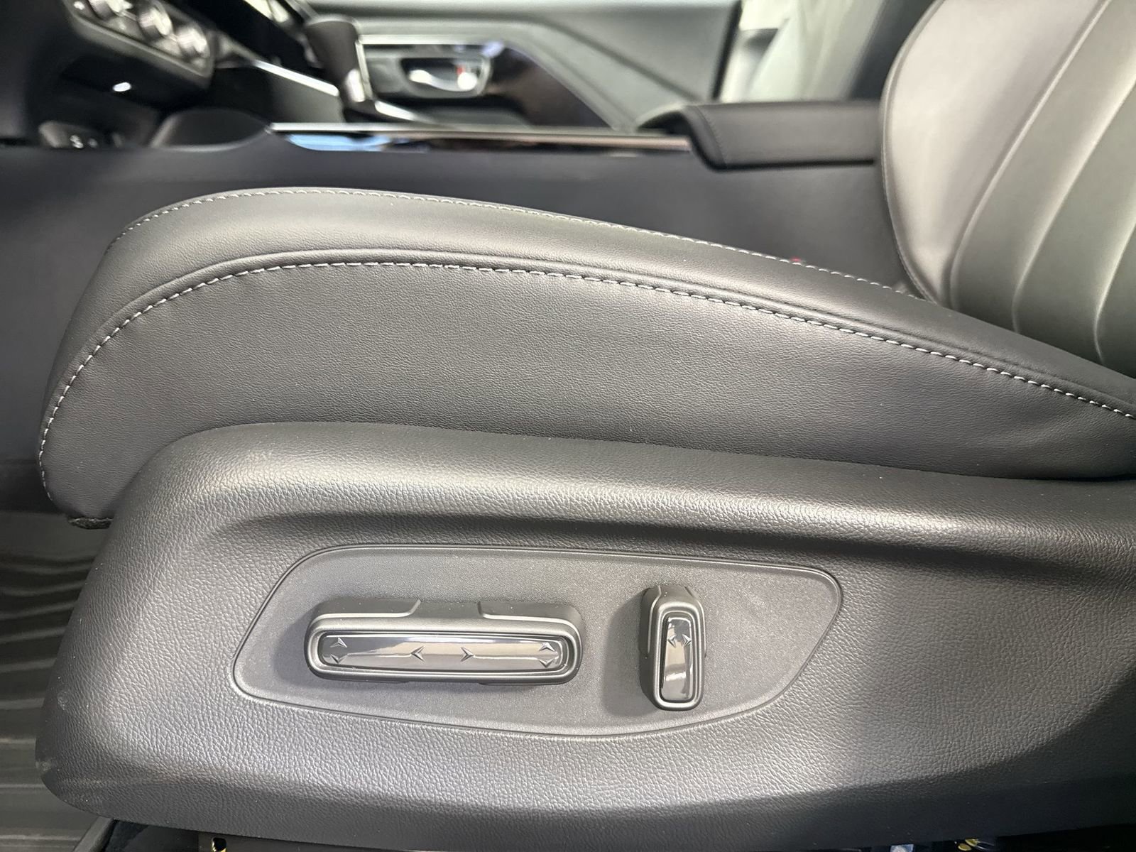 New 2026 Acura ADX AWD image 21