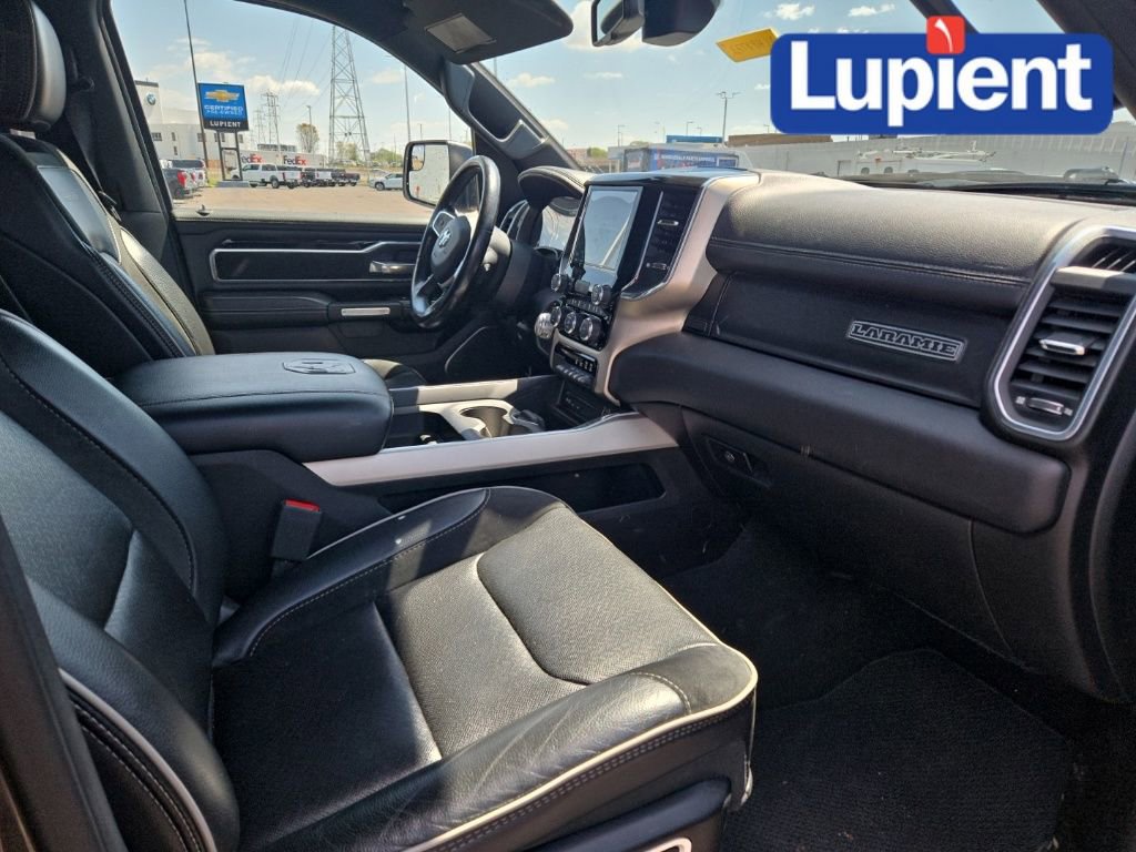 Used 2019 RAM 1500 Laramie w/ Sport Appearance Package AWD/4WD image 17