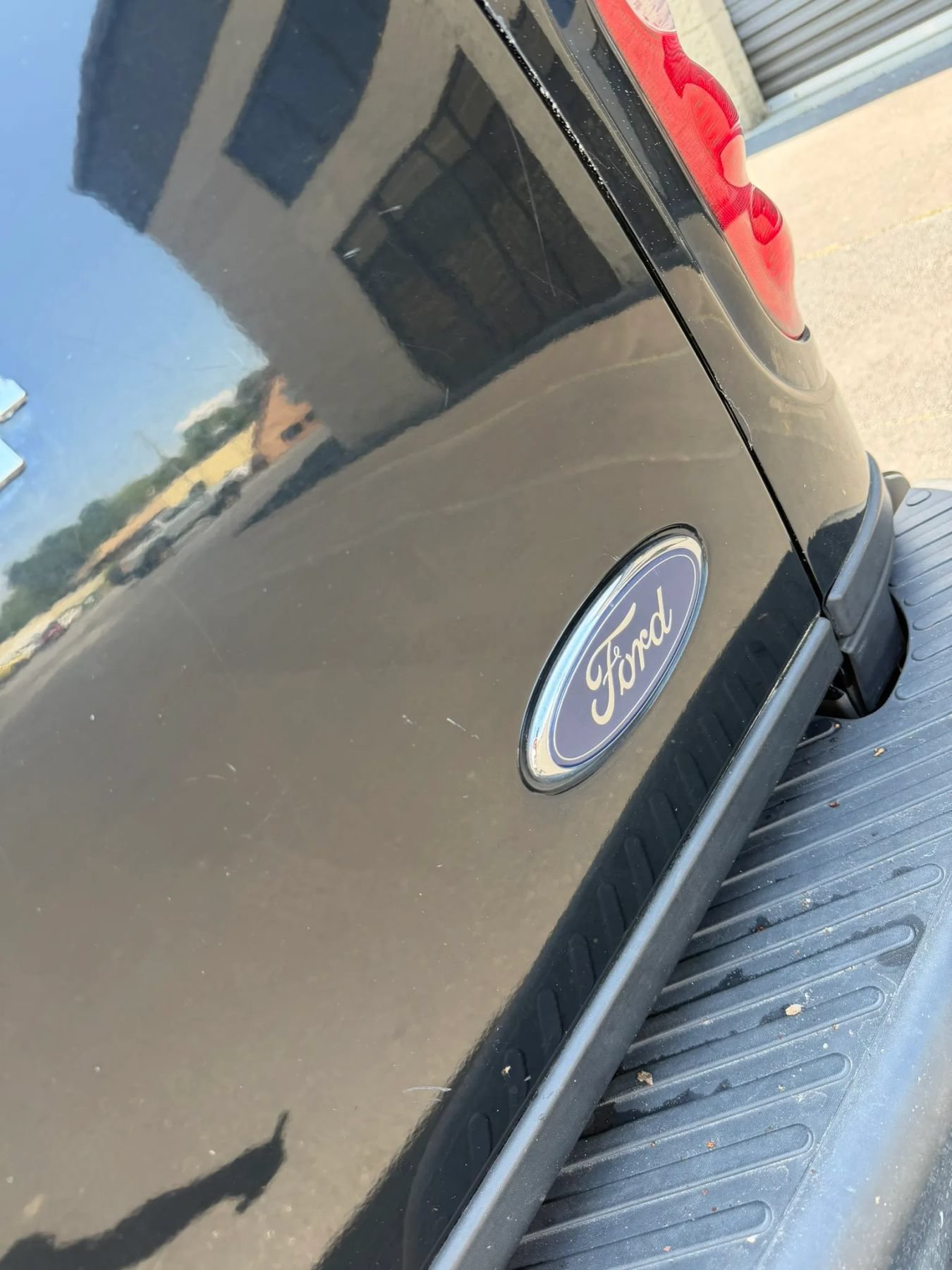 Used 2003 Ford F150 Lariat RWD image 12