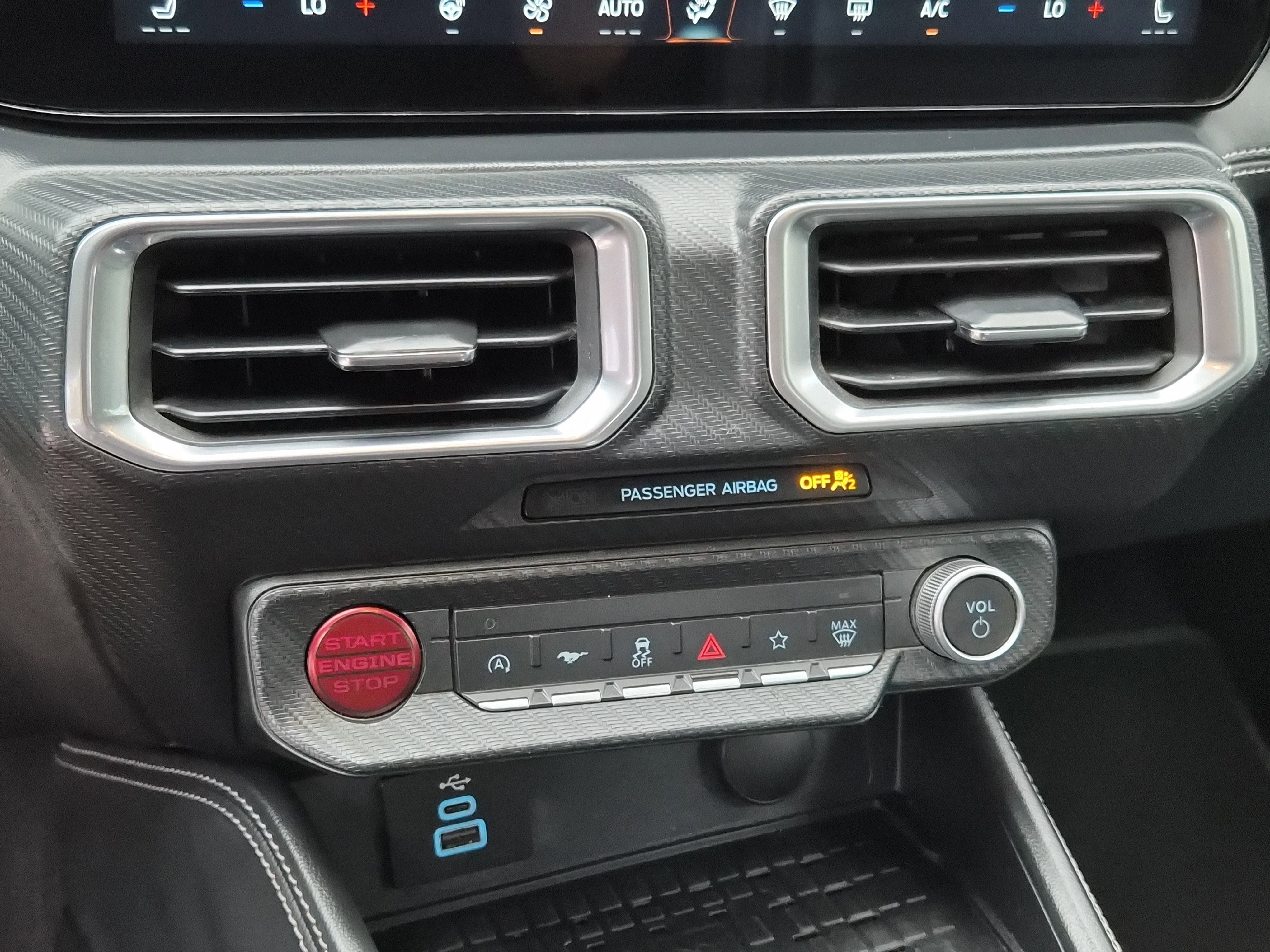 Used 2024 Ford Mustang Premium image 24