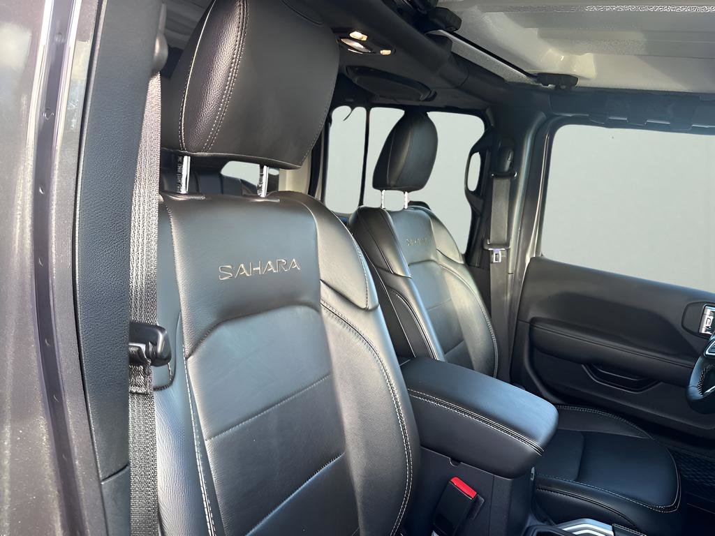 Used 2021 Jeep Wrangler Unlimited Sahara w/ Safety Group image 15