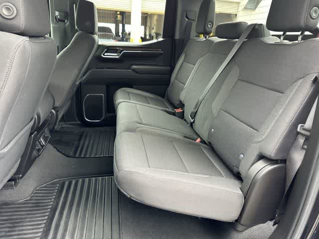 Used 2023 Chevrolet Silverado 1500 LT AWD/4WD image 17