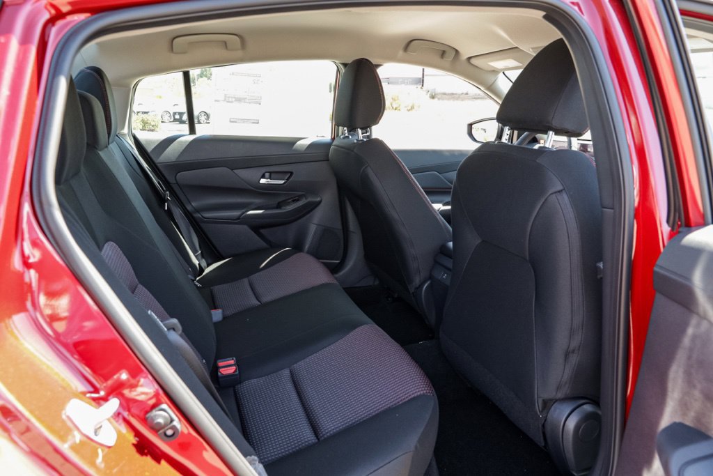 New 2027 Nissan Sentra SR FWD image 23