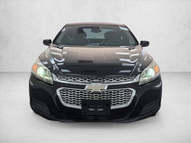 Used 2015 Chevrolet Malibu LT FWD image 2