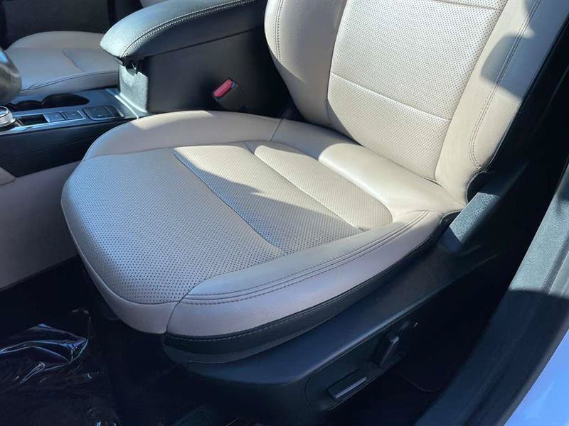 Used 2020 Ford Escape SEL AWD/4WD image 65