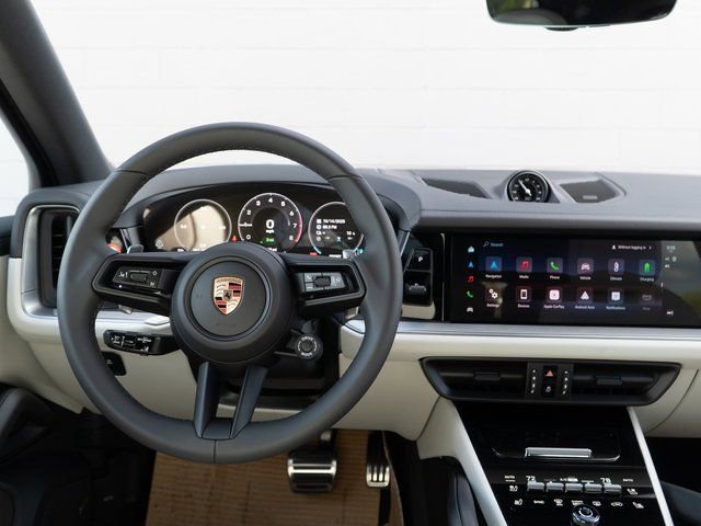 New 2026 Porsche Cayenne S image 22