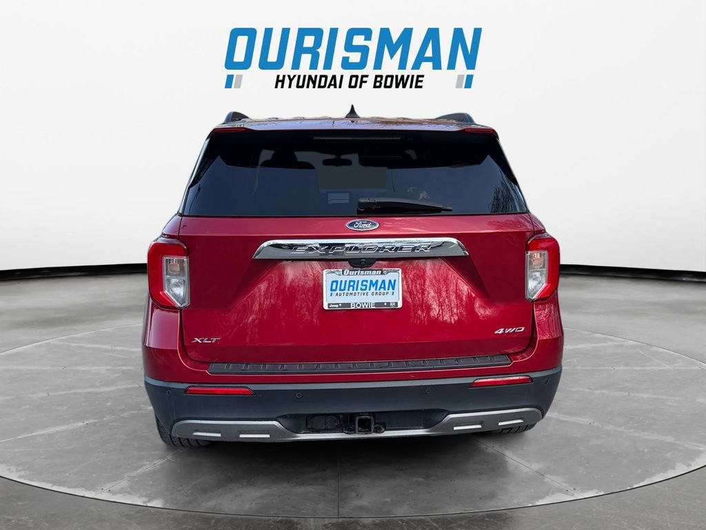 Used 2021 Ford Explorer XLT w/ Equipment Group 202A image 5