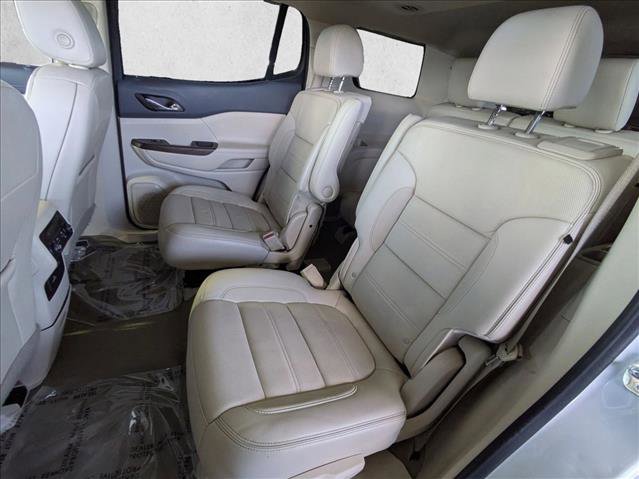 Used 2020 GMC Acadia Denali w/ Technology Package FWD image 20