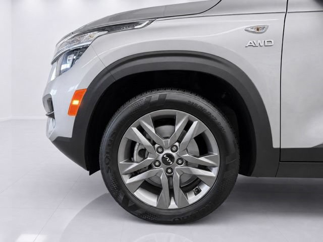 Used 2023 Kia Seltos LX AWD/4WD image 8