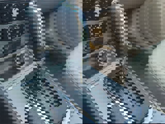 Used 2012 Ford Fusion SE image 32