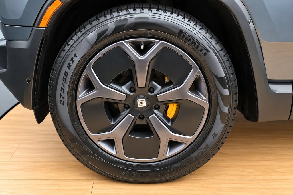 Used 2022 Rivian R1T Adventure AWD/4WD image 8