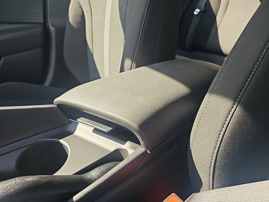 New 2026 Hyundai Elantra SE FWD image 23