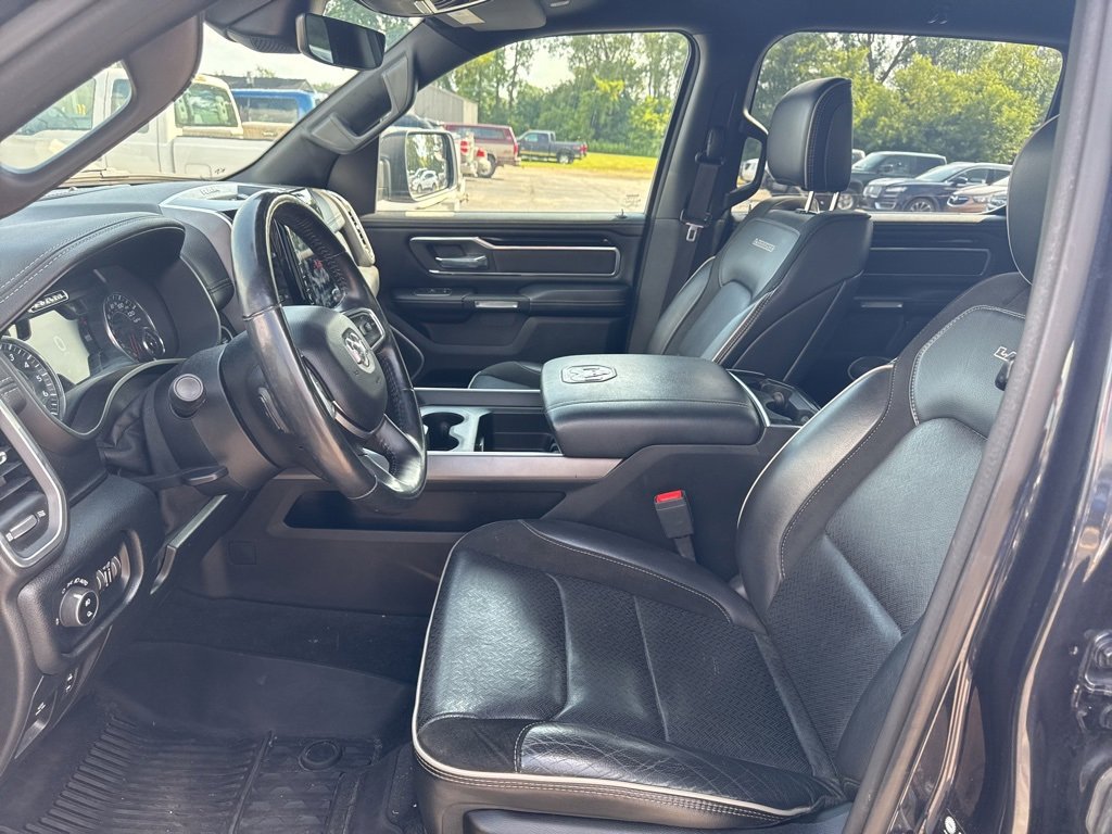 Used 2021 RAM 1500 Laramie w/ Sport Appearance Package image 16