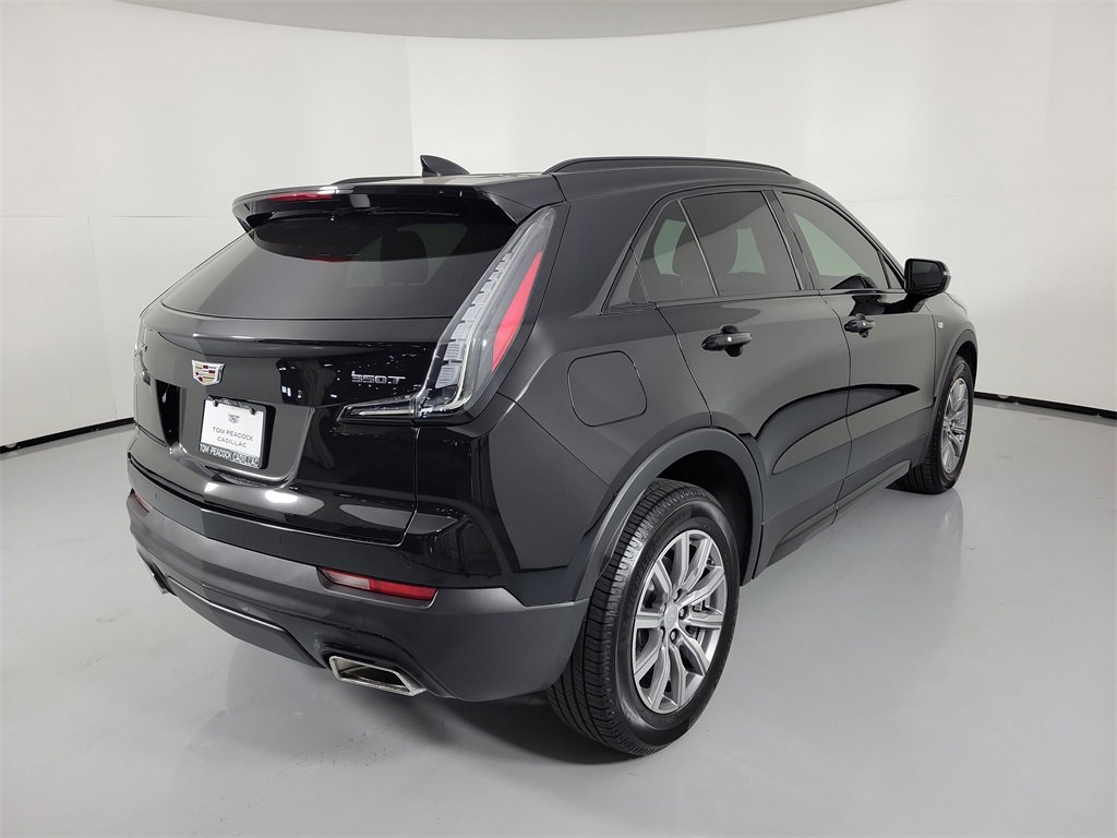 Certified 2023 Cadillac XT4 Sport w/ Cold Weather Package image 4