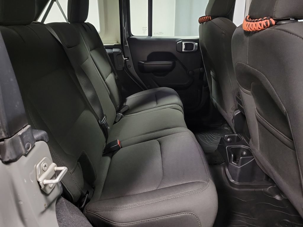 Used 2020 Jeep Wrangler Unlimited Sport AWD/4WD image 32