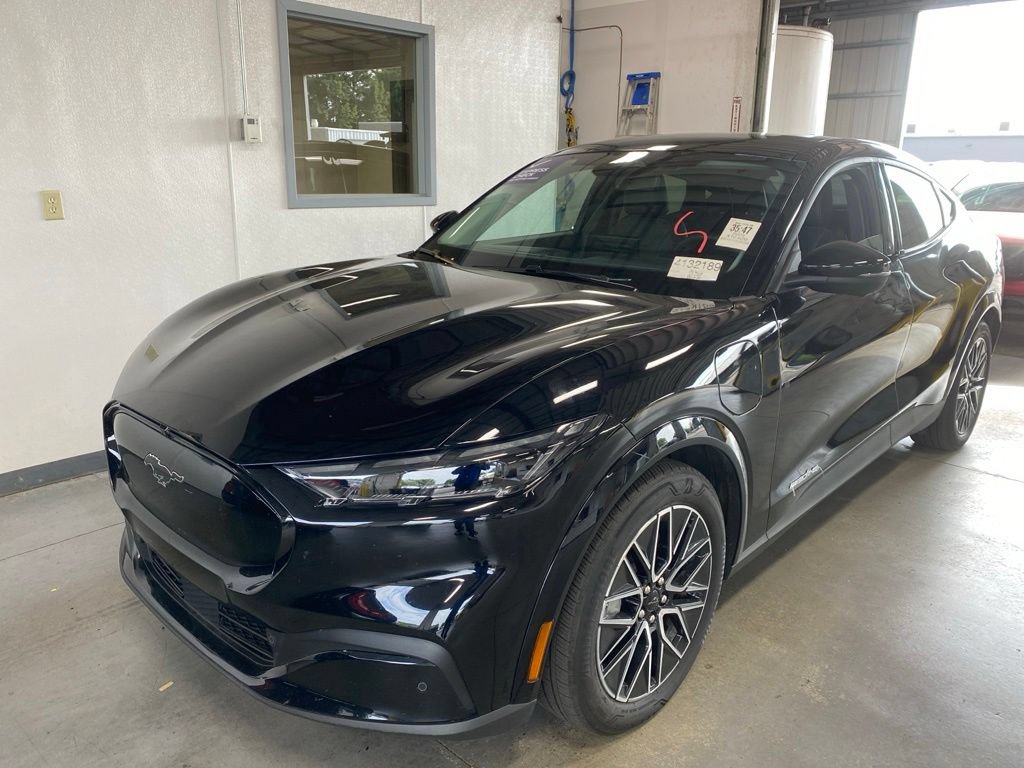 Used 2025 Ford Mustang Mach-E Premium AWD/4WD image 2