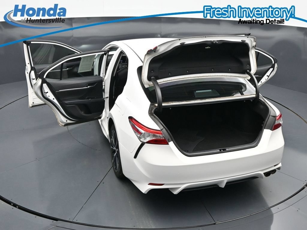 Used 2020 Toyota Camry SE FWD image 47